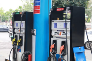 Giá xăng dầu hôm nay 12/05/2025: Thị trường nhiều biến động
