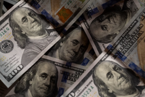 Tỷ giá USD hôm nay (12-5): Đồng USD đang tiến gần ngưỡng kháng cự