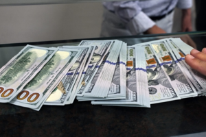 Tỷ giá USD hôm nay (14-5): Đồng USD giảm sau dữ liệu lạm phát