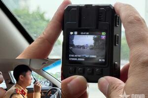 Cảnh sát giao thông ghi hình xử lý loạt xe khách dừng đỗ sai quy định