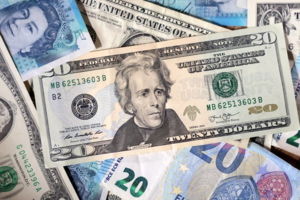 Tỷ giá USD hôm nay (22-5): Đồng USD trượt khỏi mốc 100