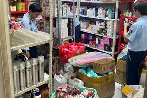 Cà Mau: Thu giữ hơn 2.000 sản phẩm mỹ phẩm không rõ nguồn gốc