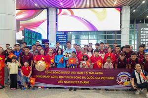 Đội tuyển Việt Nam tới Kuala Lumpur, tự tin thắng tuyển Malaysia
