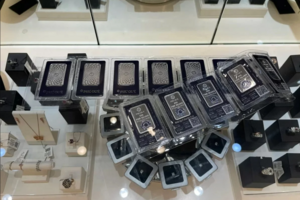 Giá bạc hôm nay 14/6/2025: Bạc phục hồi