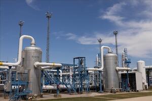 EU đẩy nhanh tiến trình chấm dứt phụ thuộc vào năng lượng Nga