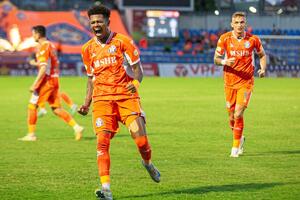 Lịch thi đấu vòng hạ màn V-League 2024-2025: Kịch tính đua trụ hạng