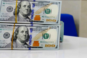 Tỷ giá USD hôm nay 26/06/2025: Đồng USD biến động trái chiều