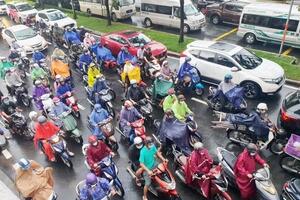 Thủ tướng chỉ đạo TP. Hà Nội cấm xe máy chạy xăng lưu thông trông Vành đai 1 từ tháng 7/2026