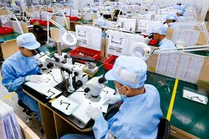 Tăng tốc nội địa hóa: Doanh nghiệp Việt có sẵn sàng đón đại bàng?