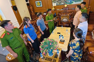 Vì sao Công an khám xét khẩn cấp nơi làm việc của bầu Đoan?