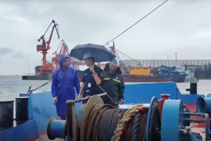 Bão Tapah đổ bộ miền Nam Trung Quốc, hàng chục nghìn người phải sơ tán