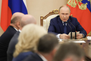 Tổng thống V.Putin nêu chiến lược dài hạn cho nền kinh tế Nga