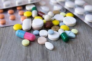Bộ Y tế phân cấp chi tiết một số thủ tục hành chính trong lĩnh vực dược