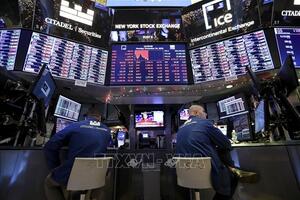 Chứng khoán Mỹ lập đỉnh mới