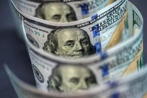 Tỷ giá USD hôm nay (13-10): Đồng USD được hưởng lợi trong bối cảnh bất ổn kéo dài