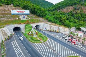 Doanh nghiệp dân tộc cần tiên phong vì lợi ích quốc gia