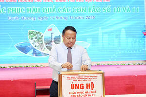 Ngành Công Thương phía Bắc ủng hộ đồng bào khắc phục hậu quả bão, lũ