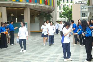 Bỏ xét tuyển đại học bằng học bạ: Cần có lộ trình
