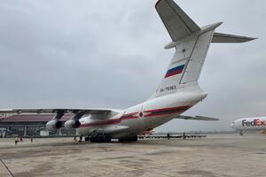 Chuyên cơ Nga hạ cánh tại Nội Bài, chở 30 tấn hàng giúp Việt Nam