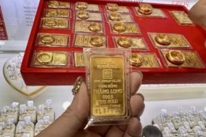 Giá vàng hôm nay (2-11): Giảm ở chiều mua vào