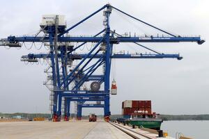 Khai thác lợi thế, phát triển logistics hiện đại