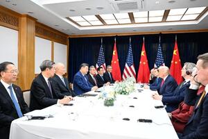 Mỹ tuyên bố có mối quan hệ "mạnh mẽ" với Trung Quốc