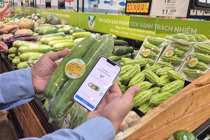 Tick xanh trách nhiệm: ‘Tái thiết niềm tin’ trong tiêu dùng đô thị