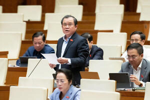 Đại biểu đồng tình tăng mức hưởng bảo hiểm y tế cho các nhóm yếu thế