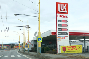 Mỹ đình chỉ một phần lệnh trừng phạt đối với tập đoàn năng lượng Nga