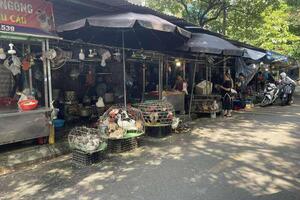 Hà Nội đồng loạt ra quân, giải tỏa vi phạm lấn chiếm vỉa hè