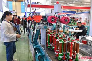 Dệt may phấn đấu tự chủ nguyên phụ liệu, tận dụng C/O ưu đãi