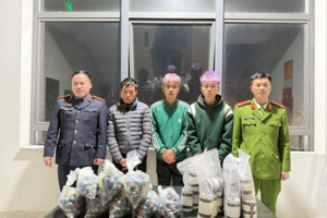 Tam Hợp (Nghệ An): Hai bố con "rủ nhau" sản xuất, buôn bán pháo nổ