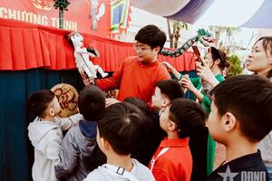 Người trẻ giữ lửa múa rối cạn Tế Tiêu: Để di sản còn sống mãi