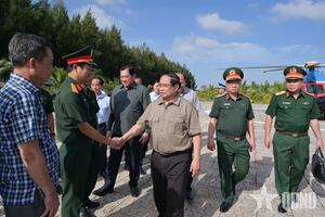 Thủ tướng Phạm Minh Chính kiểm tra tiến độ thi công các dự án hạ tầng chiến lược tại Đất Mũi