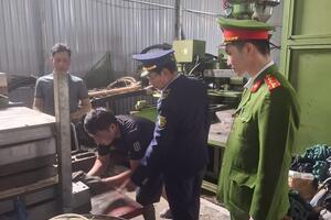 Thanh Hóa: Bắt giữ 7.000 đôi dép giả mạo nhãn hiệu Adidas