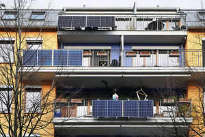 Đức: Bùng nổ điện mặt trời lắp ở ban công