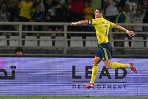 Tin thể thao (30-12): Vượt xa Messi, Ronaldo là cầu thủ có thu nhập cao nhất thế giới