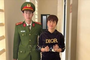 Sự giả dối đến tận cùng