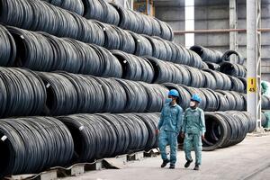 Hòa Phát lập kỷ lục vượt 10 triệu tấn thép trong năm 2025, tăng 31% so với 2024