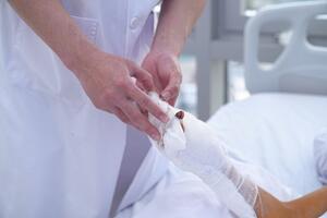 Một số lưu ý khi gặp tai nạn liên quan đến pháo