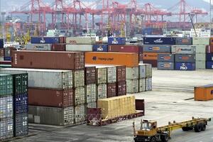 Tổng thống Mỹ Donald Trump tăng thuế lên 25% với một số hàng hóa của Hàn Quốc