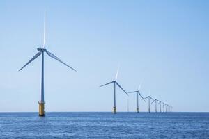9 nước châu Âu cam kết đầu tư 1.000 tỷ euro vào điện gió ngoài khơi Biển Bắc