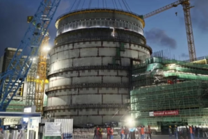 Điện hạt nhân lập kỷ lục, lưới điện toàn cầu đứng trước yêu cầu mới