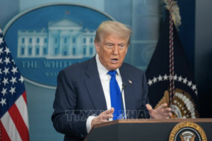 Tổng thống Mỹ Donald Trump cảnh báo về việc áp mức thuế quan cao hơn 