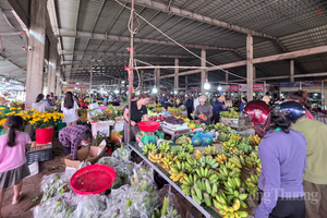 Sôi động thị trường đồ cúng Rằm tháng Giêng ở Hà Tĩnh