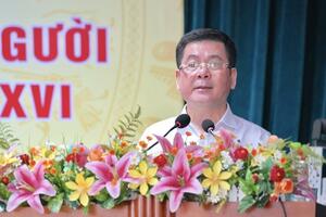 Phó Bí thư Đảng ủy Quốc hội Nguyễn Hồng Diên tiếp xúc cử tri vận động bầu cử tại Gia Lai