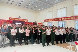 Lực lượng Đặc công hoàn thành bầu cử sớm tại khu vực bỏ phiếu số 4