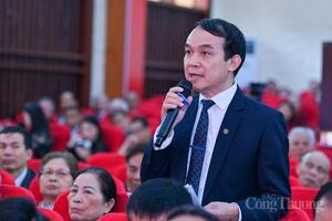 Cử tri Hải Phòng gửi gắm kỳ vọng phát triển công nghiệp, năng lượng và giáo dục