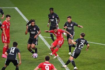 Lịch thi đấu bóng đá ngày 2/8: Bayern Munich và Lyon