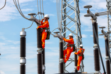 10 tháng, EVN thực hiện bao nhiêu dự án điện?